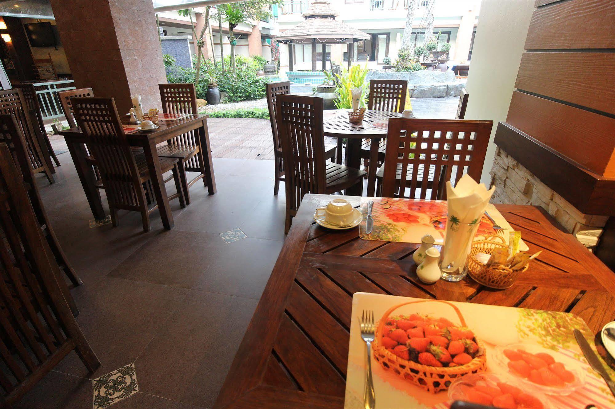 P.P. Palmtree Resort Islas Phi Phi Exterior foto